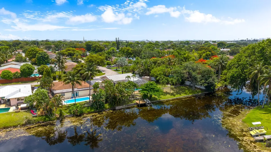 6761 NW 32nd Avenue Fort Lauderdale FL 33309