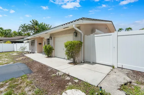 6761 NW 32nd Avenue Fort Lauderdale FL 33309