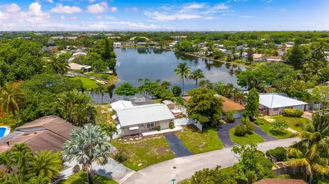 6761 NW 32nd Avenue Fort Lauderdale FL 33309