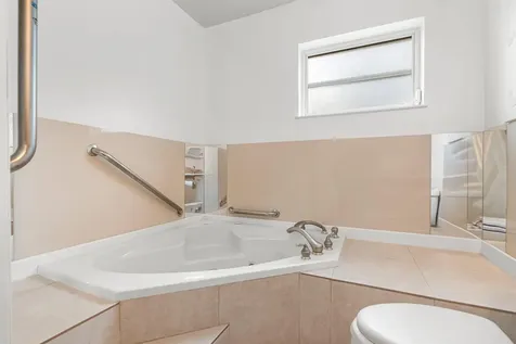 6761 NW 32nd Avenue Fort Lauderdale FL 33309