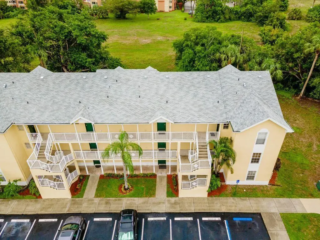 6324 La Costa Drive Boca Raton FL 33433