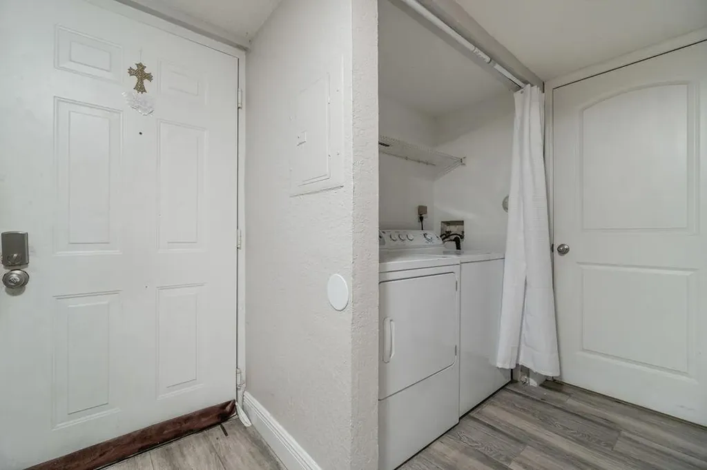 6324 La Costa Drive Boca Raton FL 33433