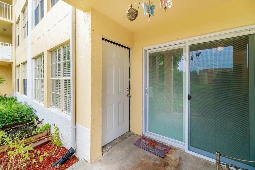 6324 La Costa Drive Boca Raton FL 33433