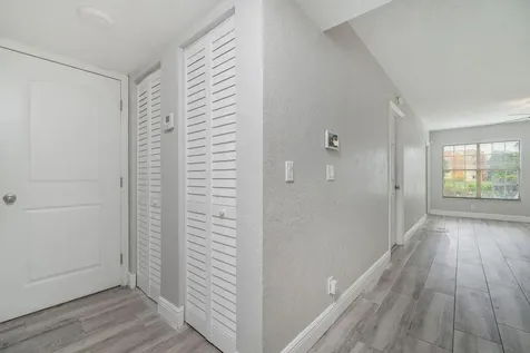 6324 La Costa Drive Boca Raton FL 33433