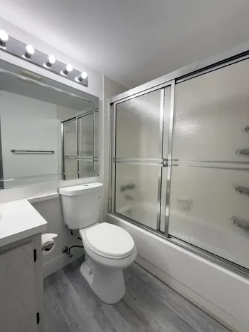 318 Knotty Pine Circle Greenacres FL 33463