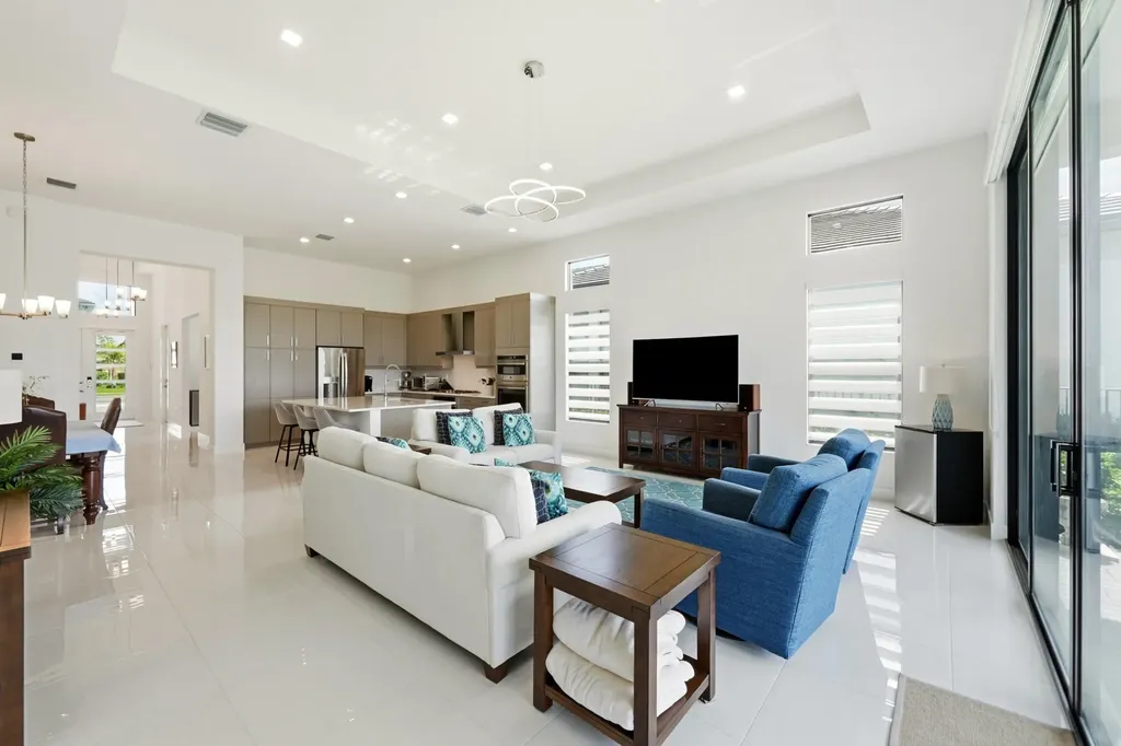 13128 Feathering Way Palm Beach Gardens FL 33412