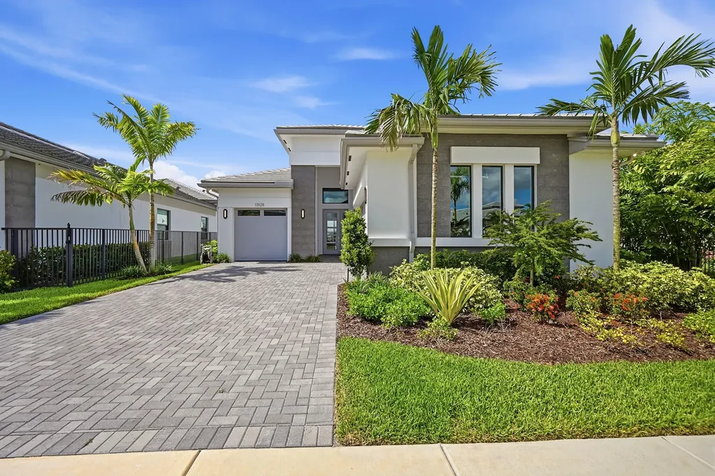13128 Feathering Way Palm Beach Gardens FL 33412