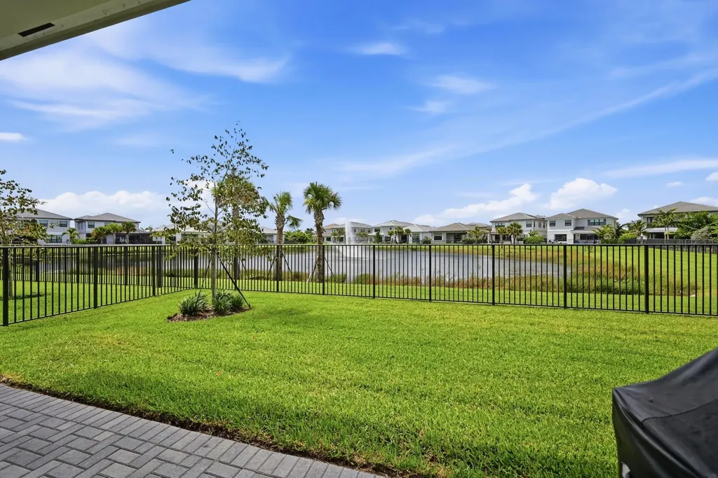 13128 Feathering Way Palm Beach Gardens FL 33412