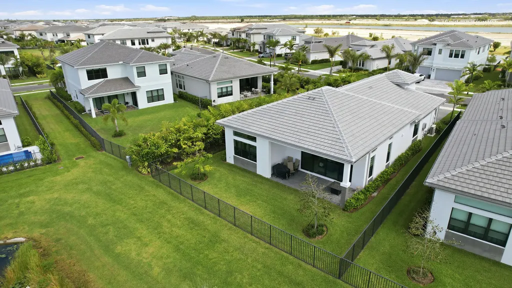 13128 Feathering Way Palm Beach Gardens FL 33412