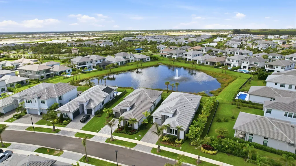 13128 Feathering Way Palm Beach Gardens FL 33412