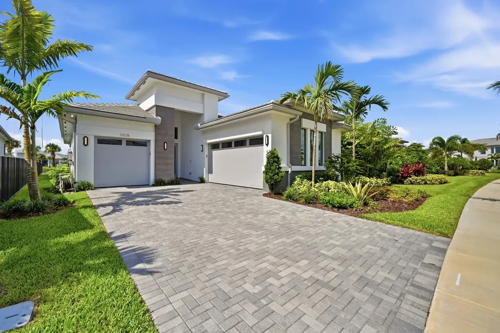 13128 Feathering Way Palm Beach Gardens FL 33412