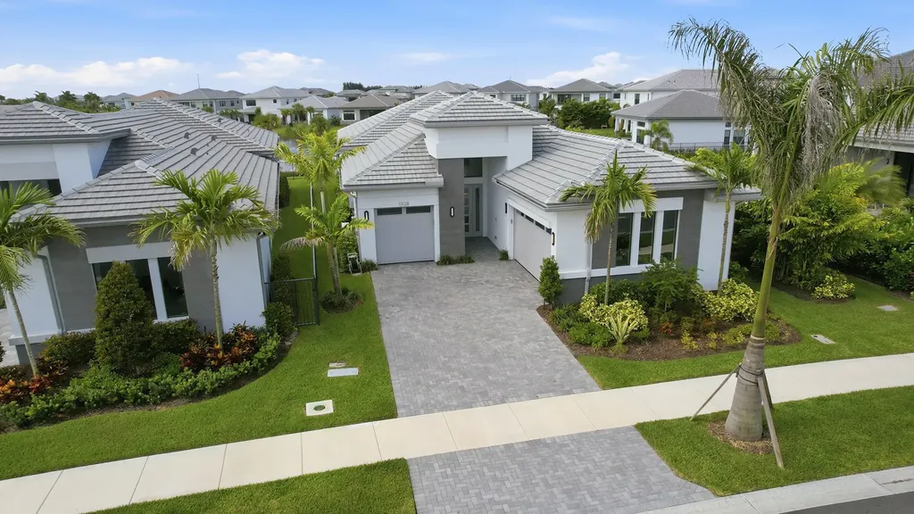 13128 Feathering Way Palm Beach Gardens FL 33412