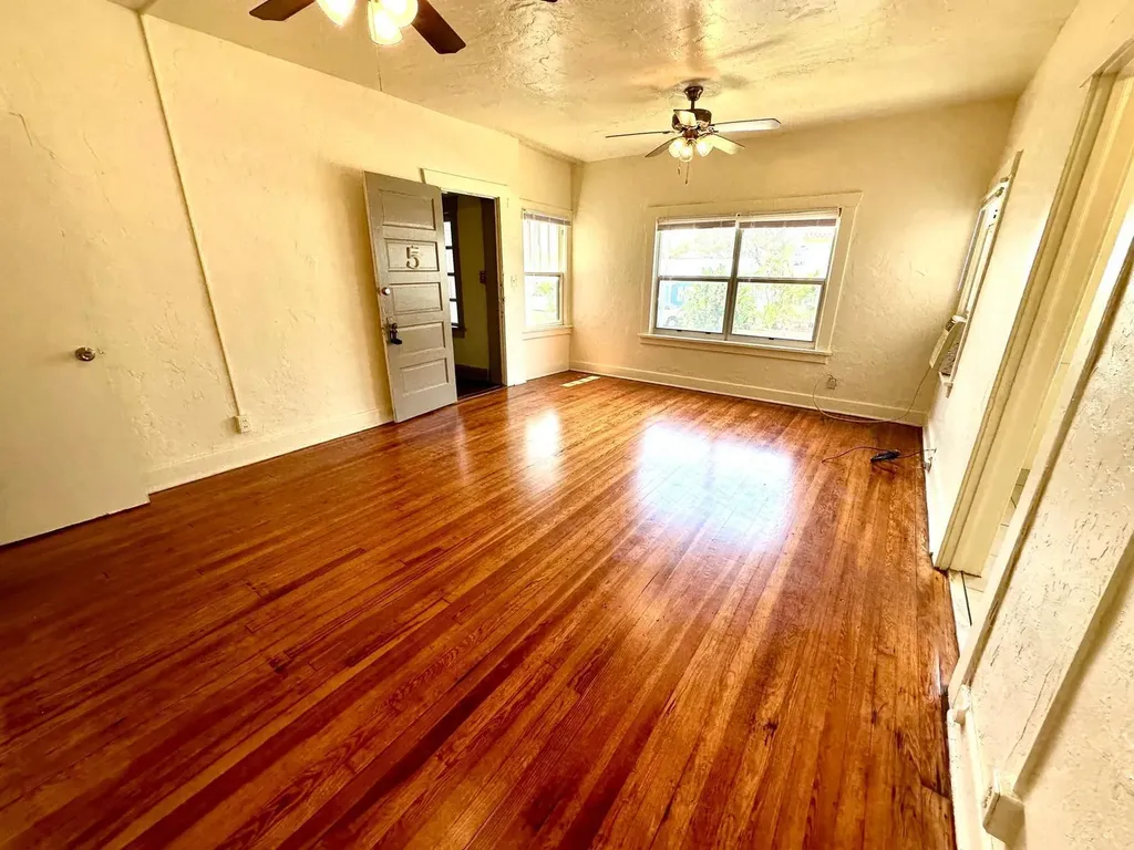 2010 Broward Avenue West Palm Beach FL 33407