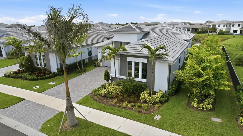 13128 Feathering Way Palm Beach Gardens FL 33412