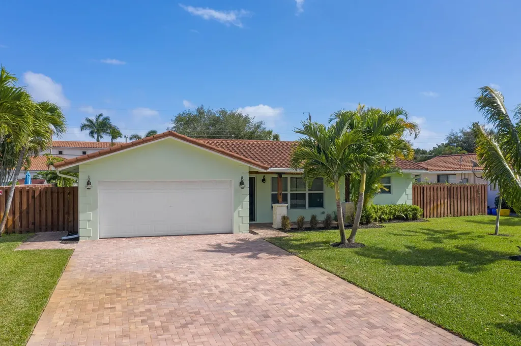 3798 NW 2nd Court Boca Raton FL 33431