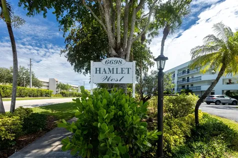 6698 N 10th Avenue Avenue N Lake Worth FL 33467