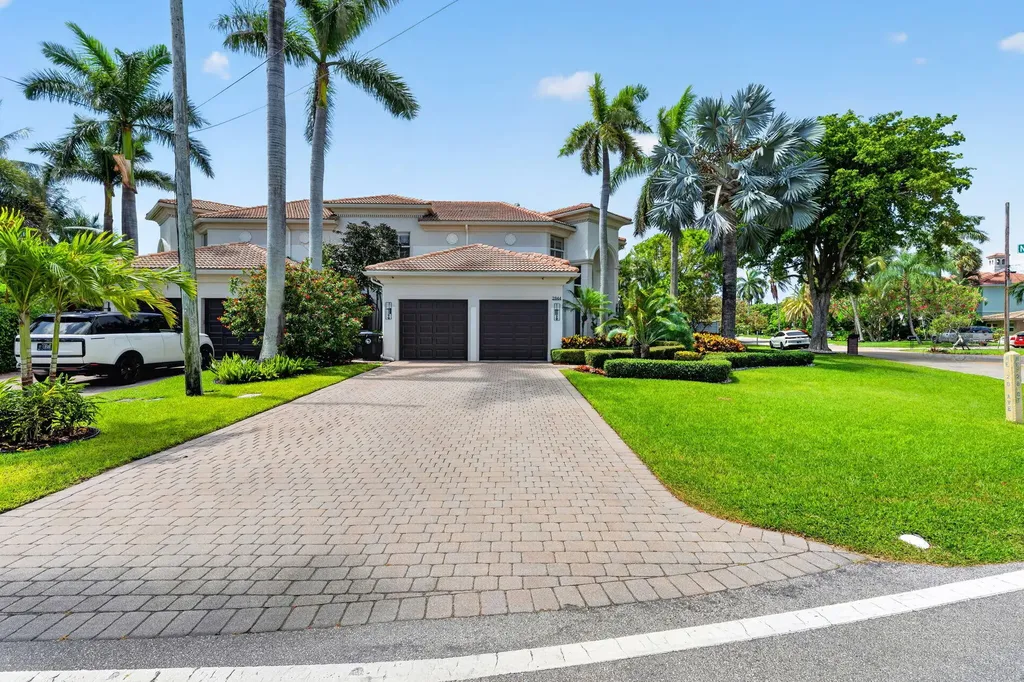 2844 NE 26th Avenue Lighthouse Point FL 33064