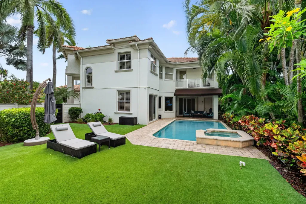 2844 NE 26th Avenue Lighthouse Point FL 33064