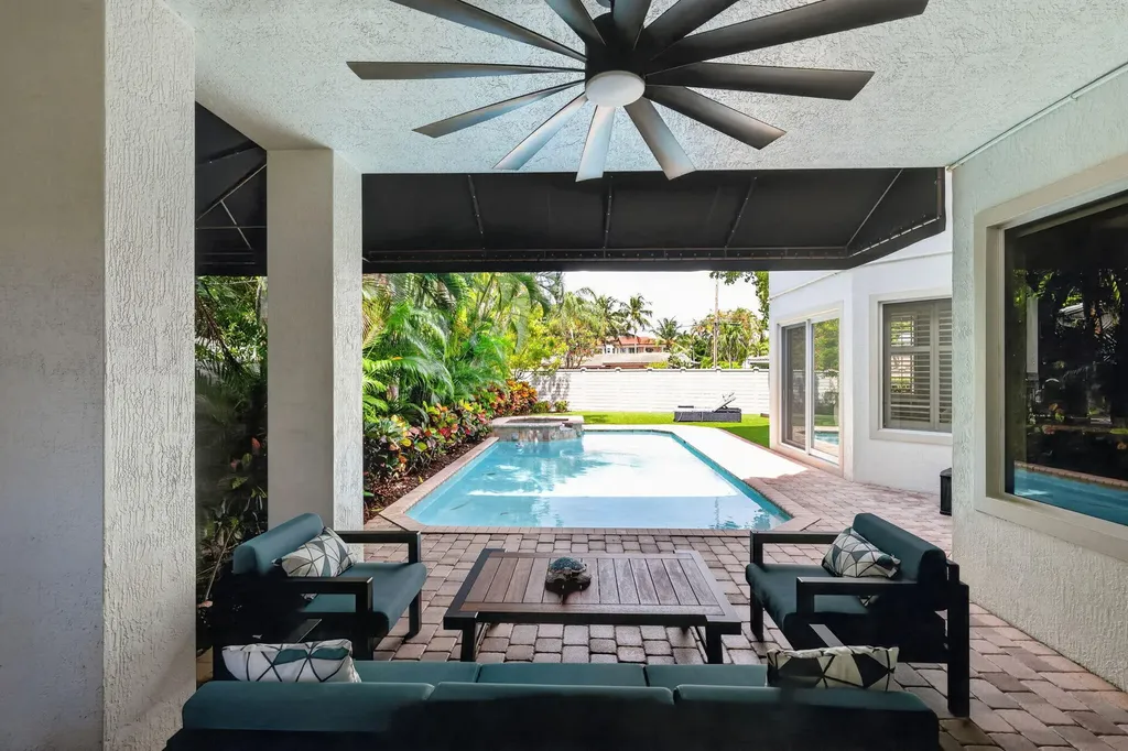 2844 NE 26th Avenue Lighthouse Point FL 33064