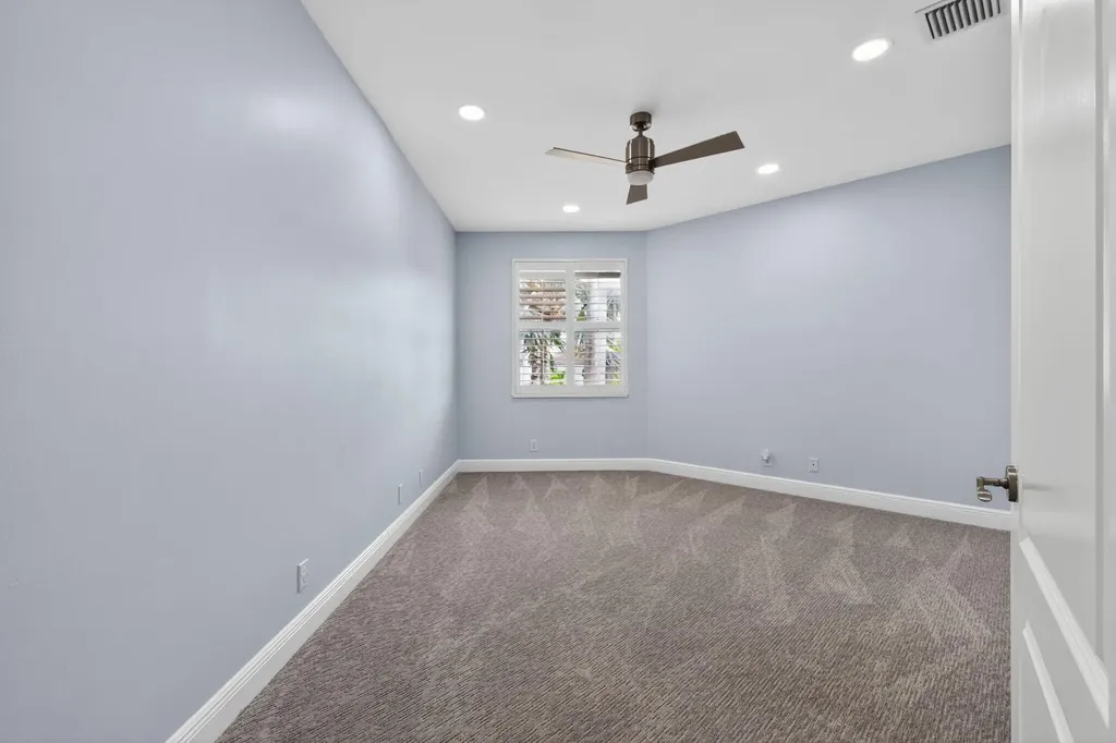 2844 NE 26th Avenue Lighthouse Point FL 33064