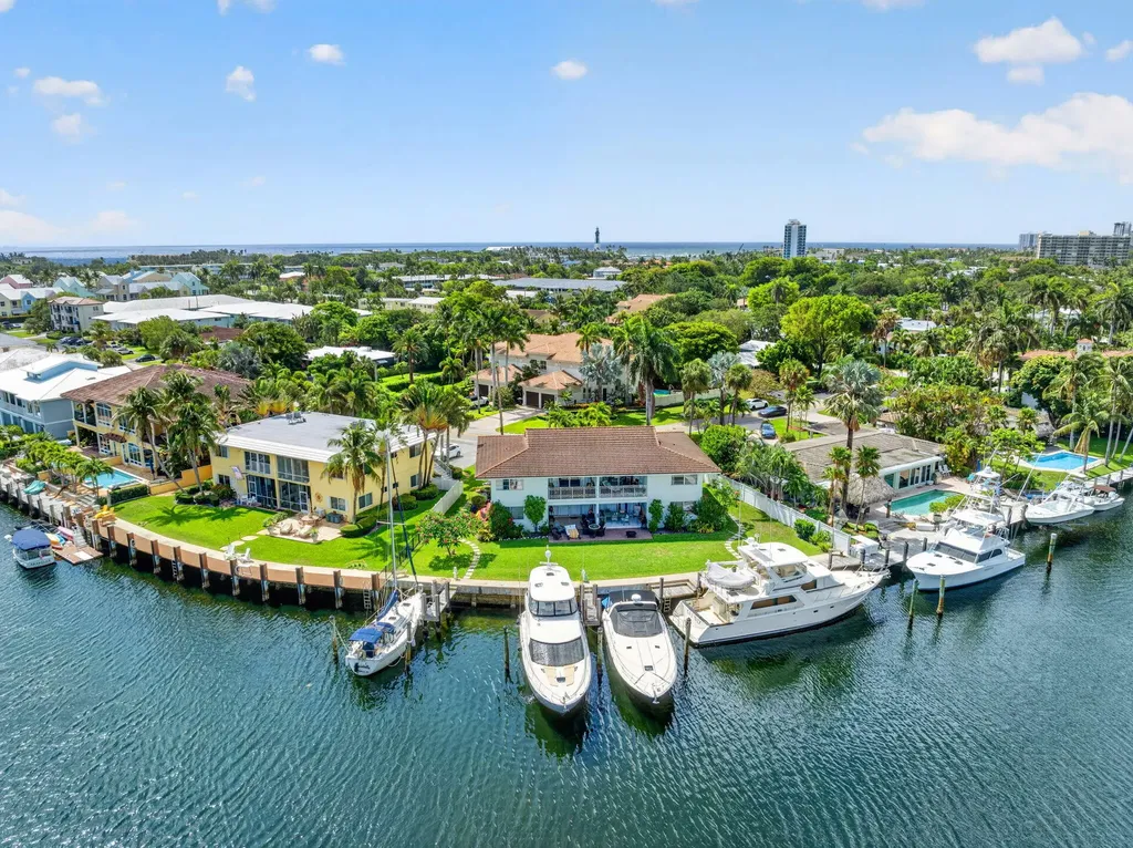 2844 NE 26th Avenue Lighthouse Point FL 33064