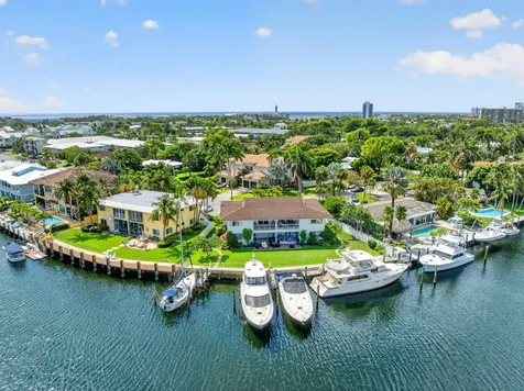 2844 NE 26th Avenue Lighthouse Point FL 33064