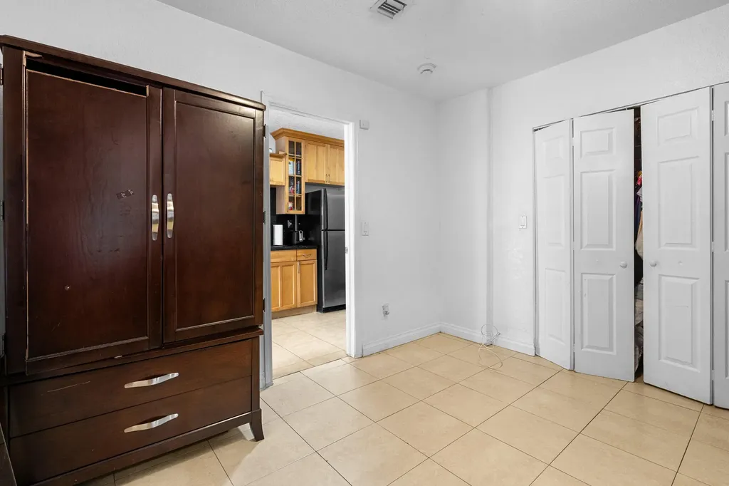 1404 NW 4th Avenue Fort Lauderdale FL 33311