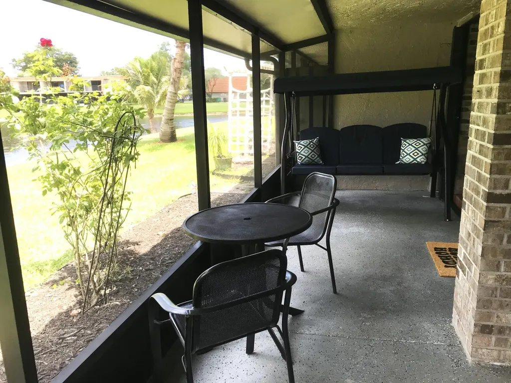11047 SW 15th Manor Davie FL 33324