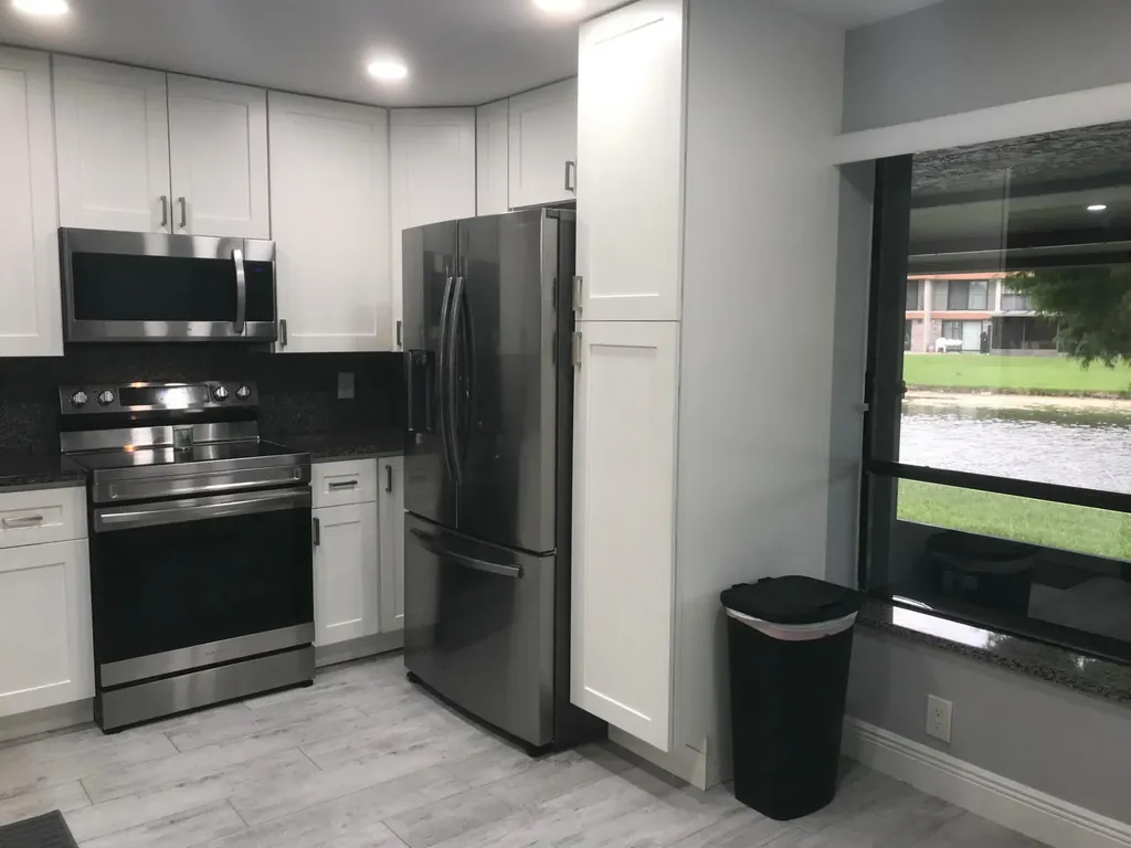 11047 SW 15th Manor Davie FL 33324