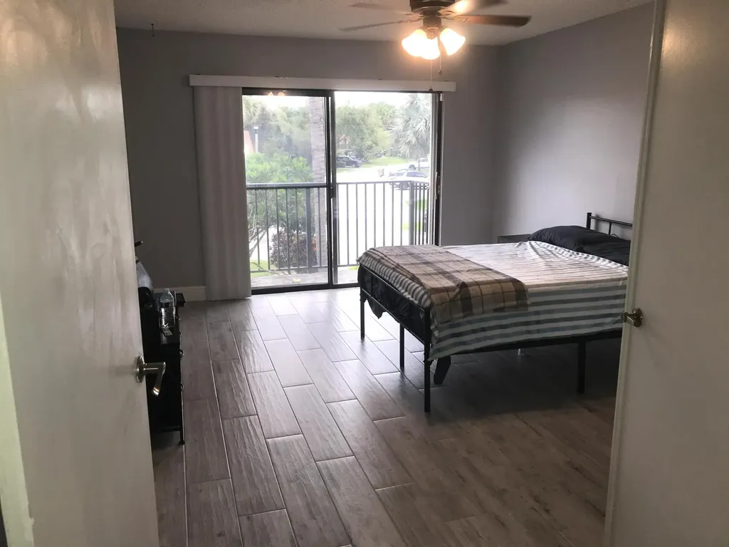 11047 SW 15th Manor Davie FL 33324