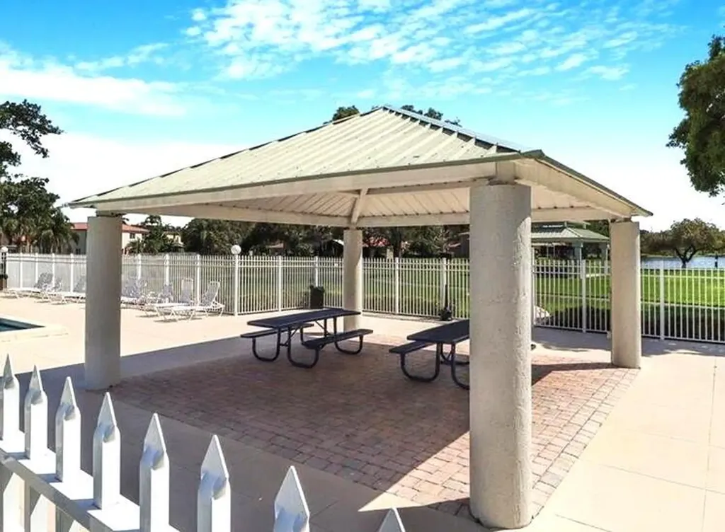 11047 SW 15th Manor Davie FL 33324