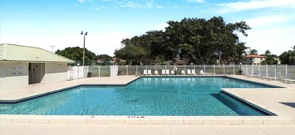 11047 SW 15th Manor Davie FL 33324