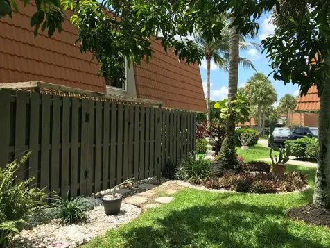 11047 SW 15th Manor Davie FL 33324