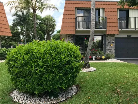 11047 SW 15th Manor Davie FL 33324