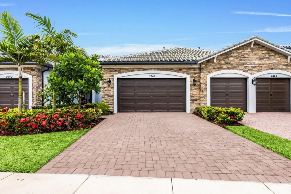 7642 N Blue Spring Drive Parkland FL 33067