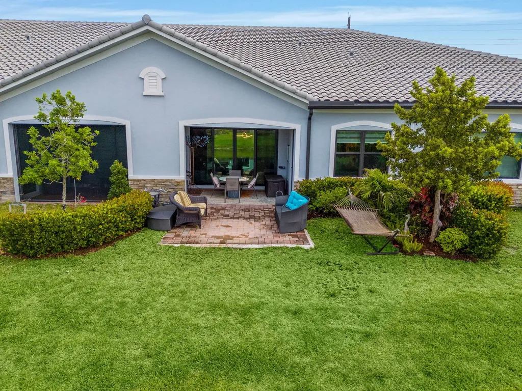 7642 N Blue Spring Drive Parkland FL 33067