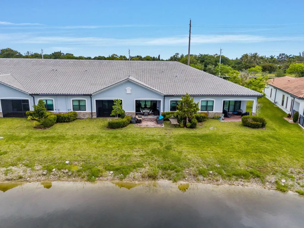 7642 N Blue Spring Drive Parkland FL 33067