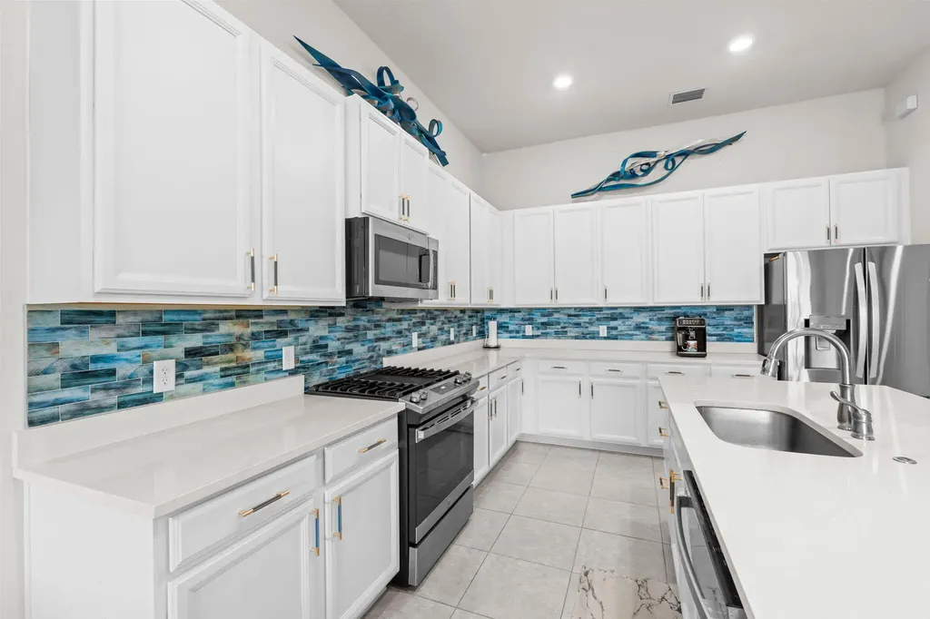 7642 N Blue Spring Drive Parkland FL 33067