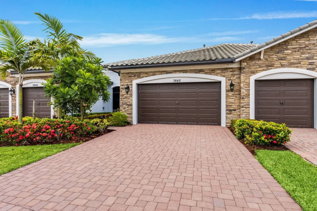 7642 N Blue Spring Drive Parkland FL 33067