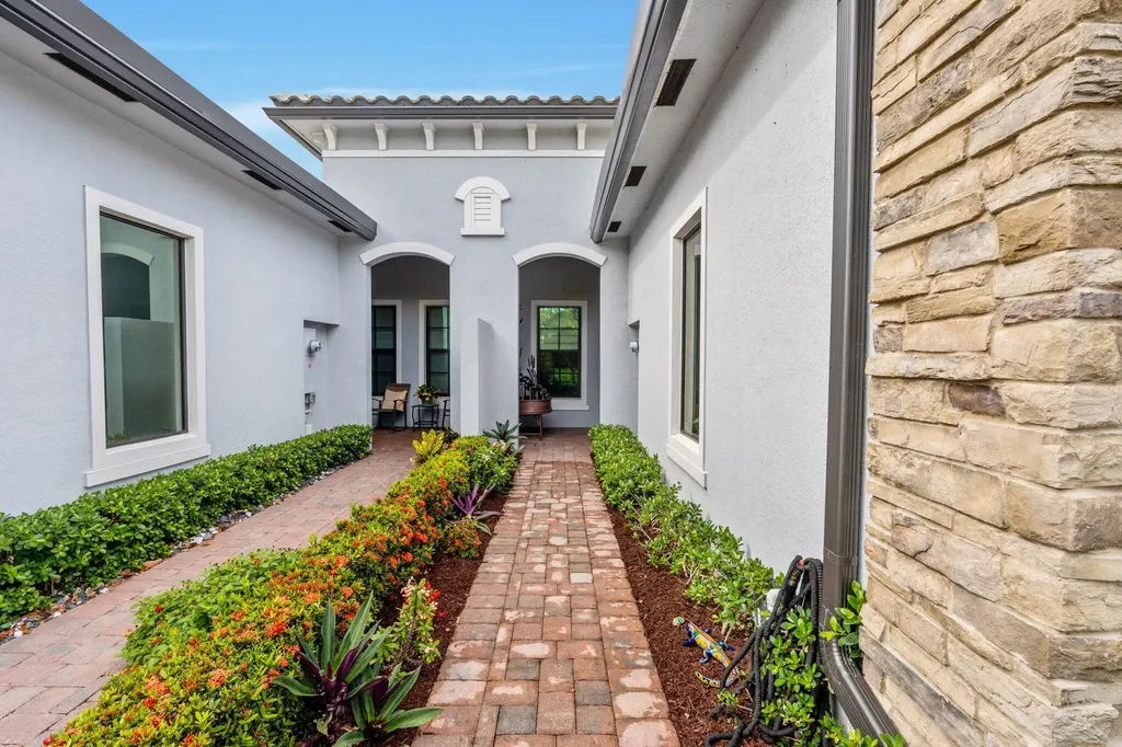 7642 N Blue Spring Drive Parkland FL 33067