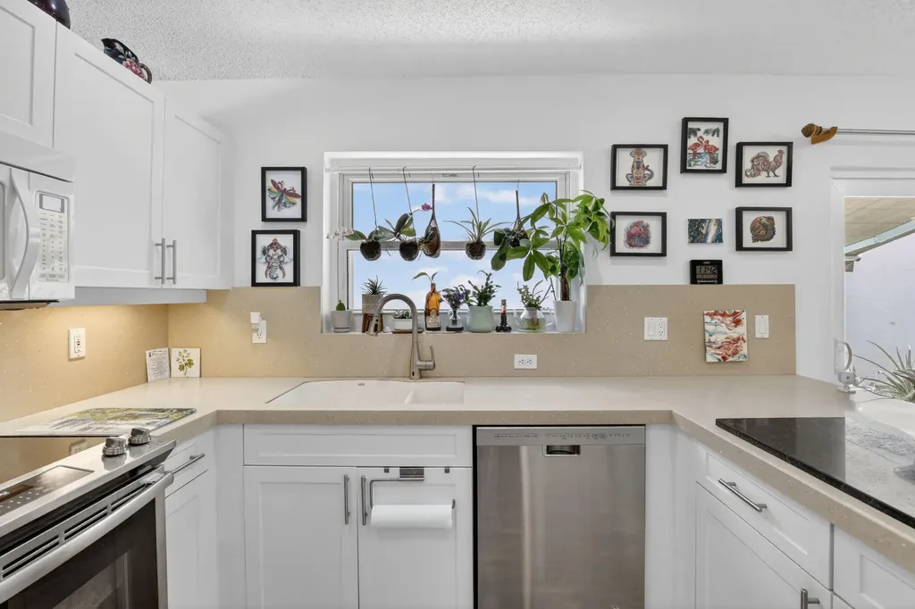 7642 N Blue Spring Drive Parkland FL 33067