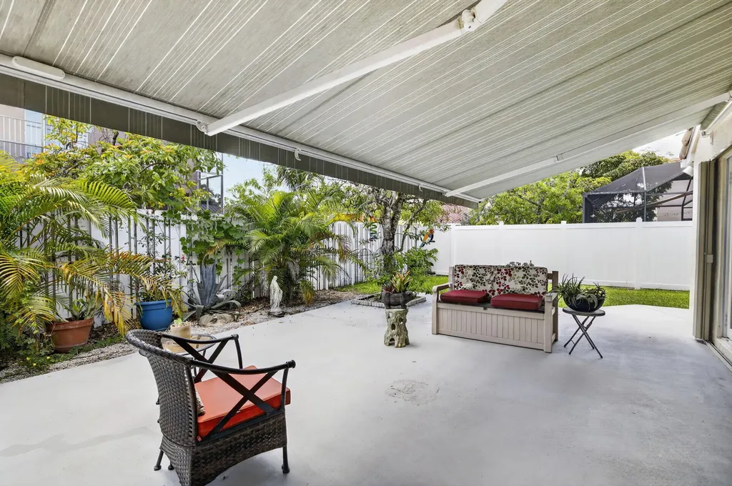 7642 N Blue Spring Drive Parkland FL 33067
