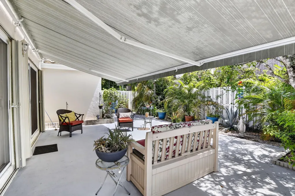 7642 N Blue Spring Drive Parkland FL 33067