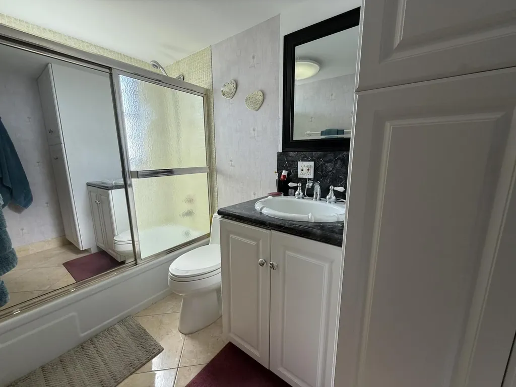 4021 Farnham O Deerfield Beach FL 33442