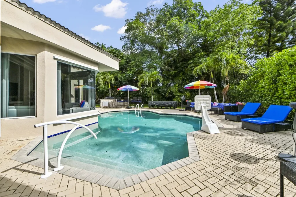 7165 Mariana Court Boca Raton FL 33433