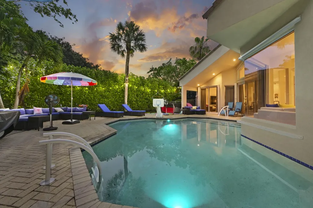 7165 Mariana Court Boca Raton FL 33433