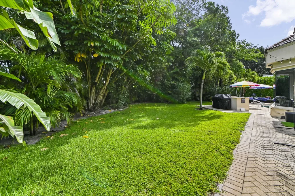 7165 Mariana Court Boca Raton FL 33433