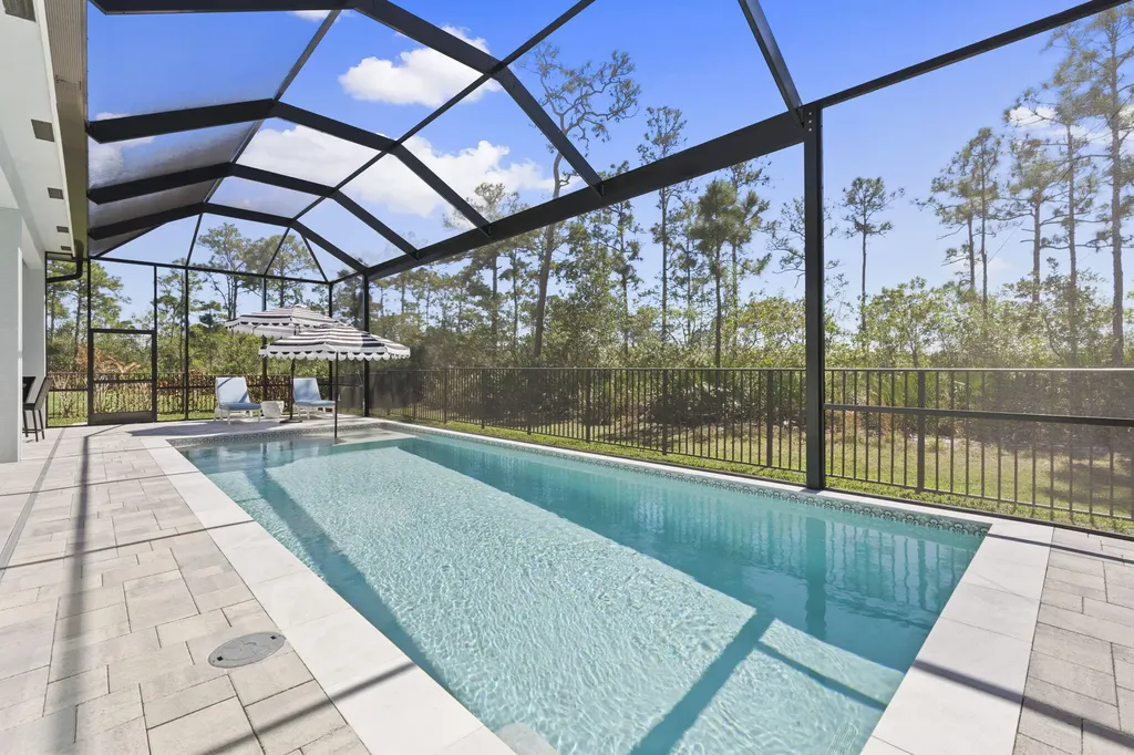 2077 SE Mosaic Boulevard Port St Lucie FL 34984