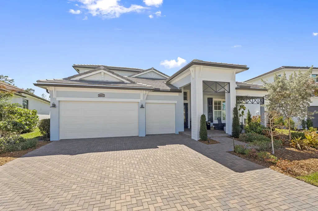 2077 SE Mosaic Boulevard Port St Lucie FL 34984
