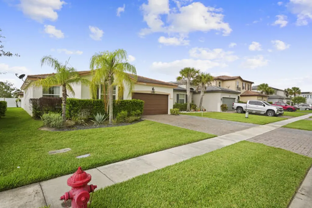 12500 NW Stanis Lane Port St Lucie FL 34987
